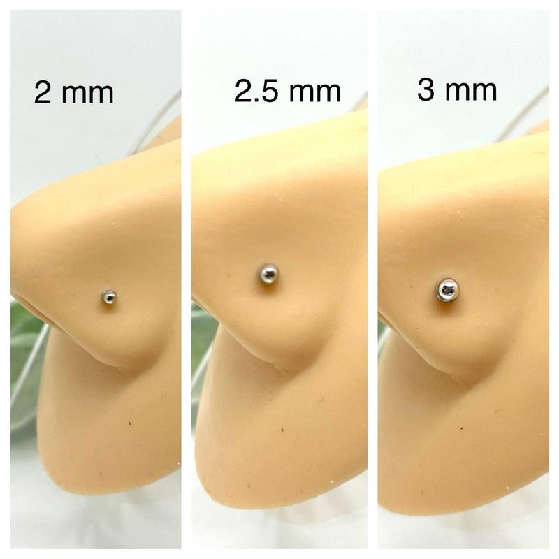 Magnetic Nose Stud - Fake Piercing