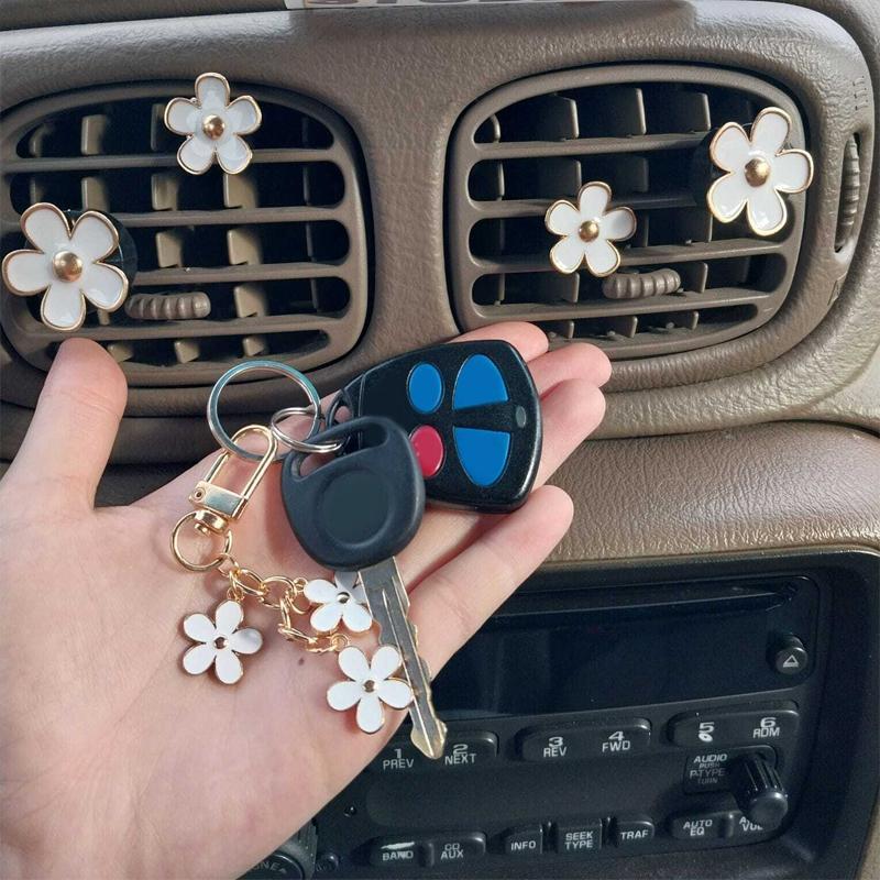 Flower Pendant Keychain, Summer Car Flower Keychain Pendant, Cute Car Decoration for Women and Girls, Car Accessories