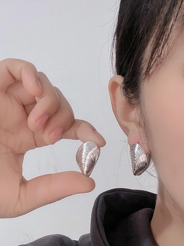 Vintage Creative Shell Design Hoop Earrings, Fashionable Jewelry for Women, Trendy All-match & Exquisite Jewelry for Birthday Gift