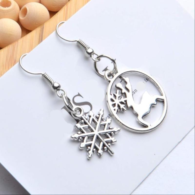 Christmas Themed Charms, 100pcs set Cute Snowflake & Tree & Santa Claus & Elk Design Pendant, DIY Jewelry Making Supplies for Bracelet & Necklace