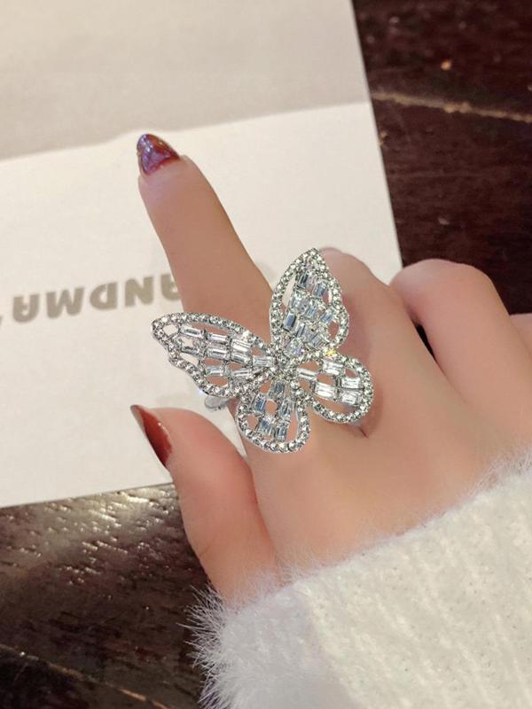 Rhinestone Decorated Hollow Butterfly Design Ring, Shiny Exquisite Fashion Alloy Jewelry Accessories, Holiday Gift for Women and Girls