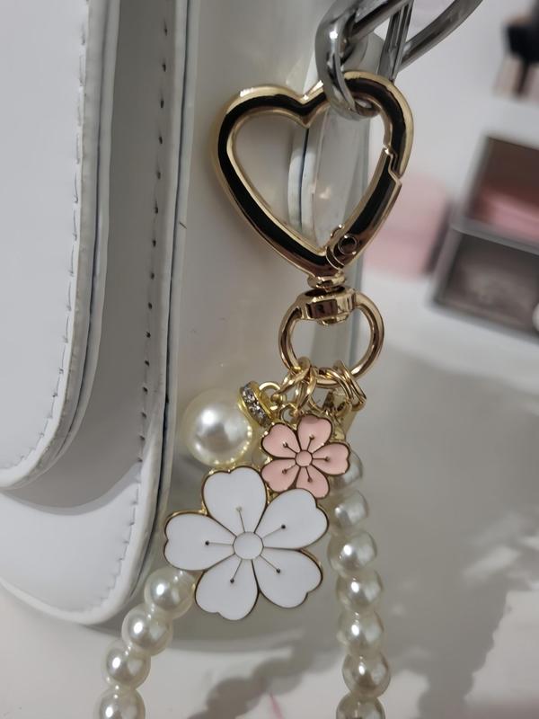 Cute Flower & Faux Pearl Decor Keychain, Fashionable Heart Design Keychain for Women & Girls, Trendy All-match Keychain for Birthday Gift