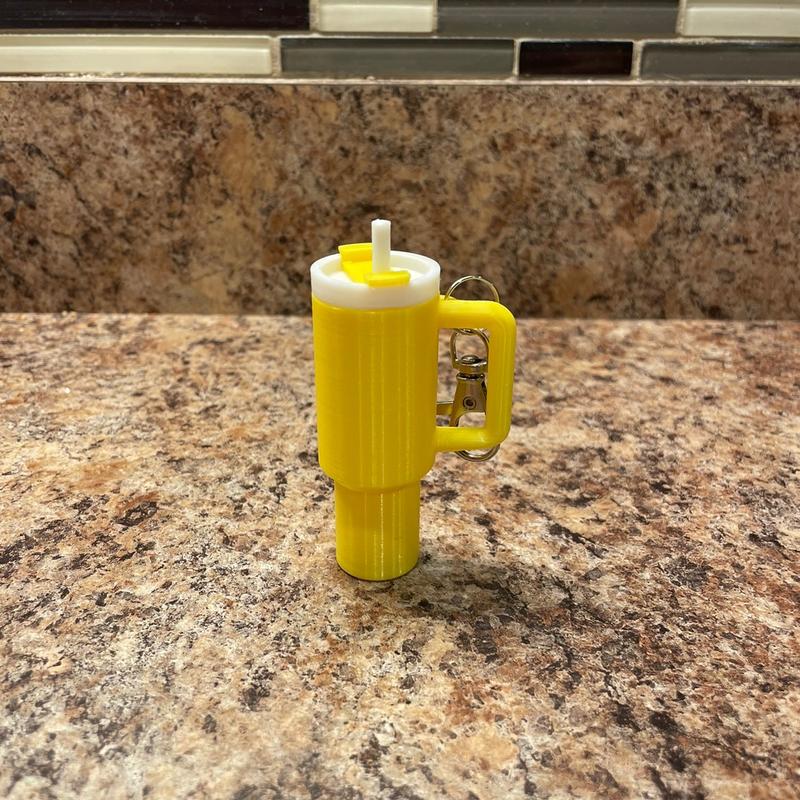 Tumbler Cup Keychain with Removable Lid - Chapstick Holder cute keychain