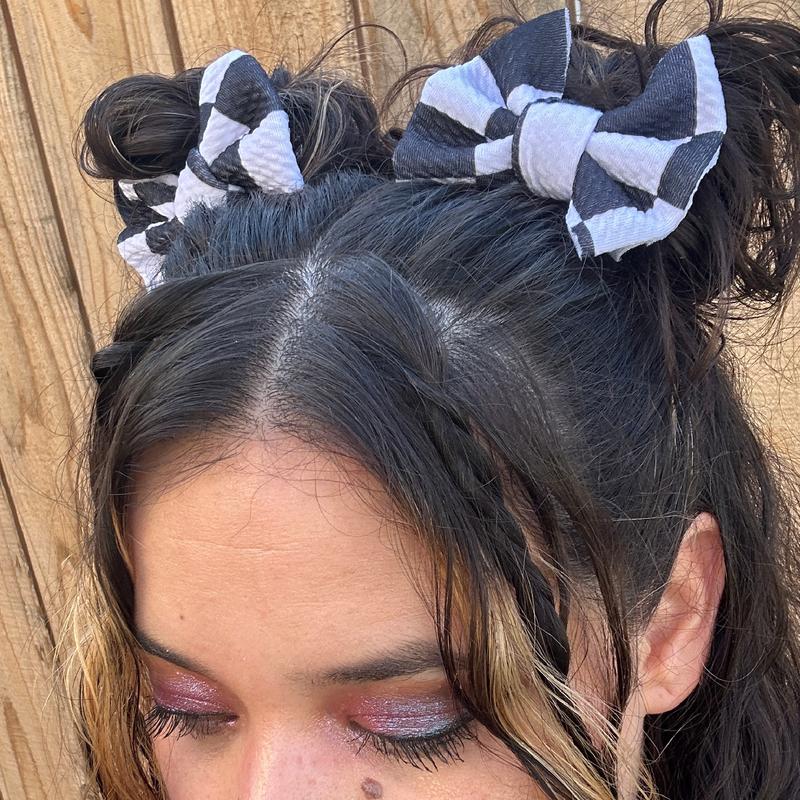 Black and White Racer Checkered Pig Tail Bow With Clip