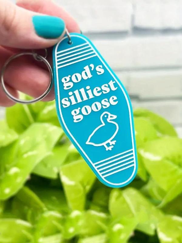 Summer Unisex Cute Letters & Goose Graphic Keychain, Trendy Creative Novelty Key Fob & Key Holder for Car Keychain, Chic Accessories As Gift for Women & Men