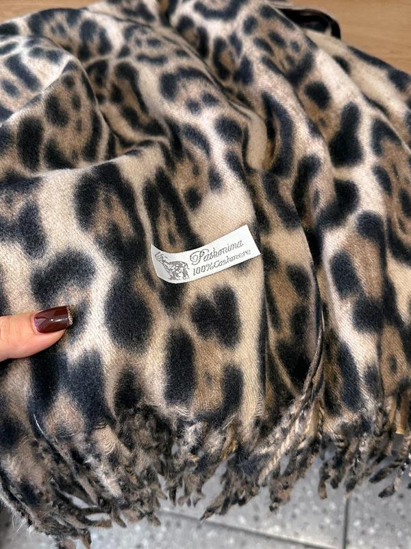 Women's Leopard Print Tassel Decor Scarf, Casual Soft Warm Shawl for Fall & Winter, Fashion Accessories for Daily Wear