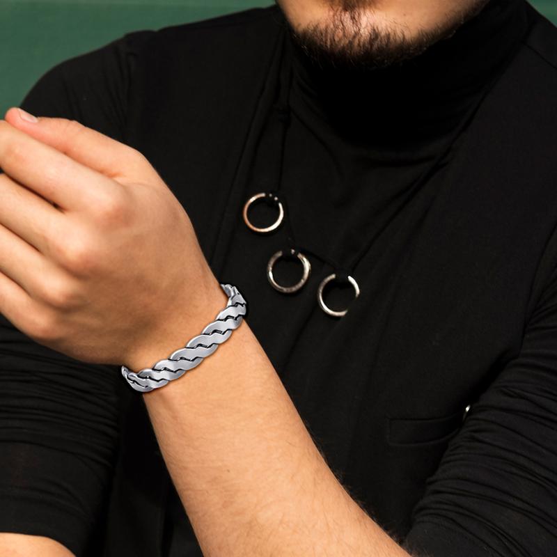 Adjustable Twisted Magnetic Therapy Copper Bracelet - for Men & Women, Elegant Antique Finish