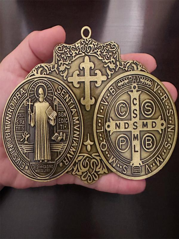 St Benedict Cross Medal, Vintage Brass Tone Finish for Wall Or Desk Display, Fashion DIY Jewelry Accessories for Men & Women