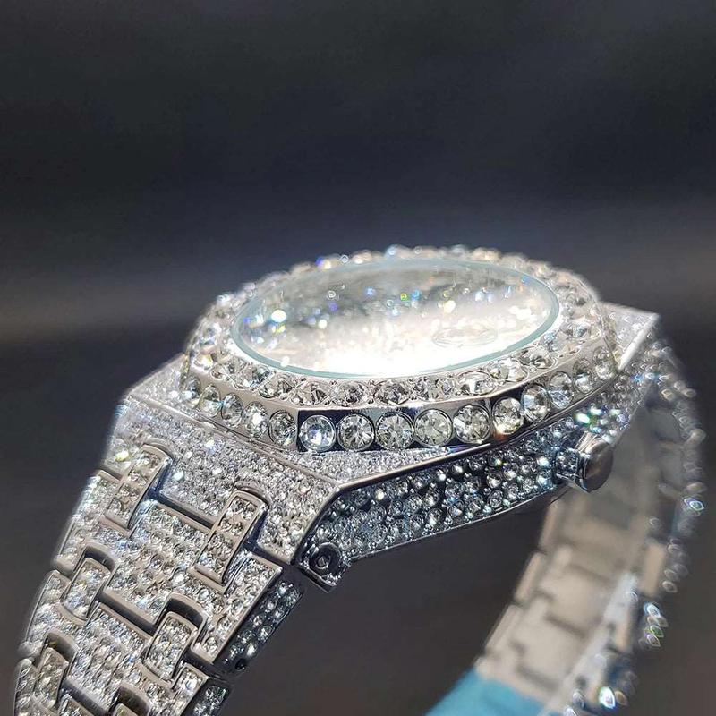 Quartz Watch with Zircon Bezel