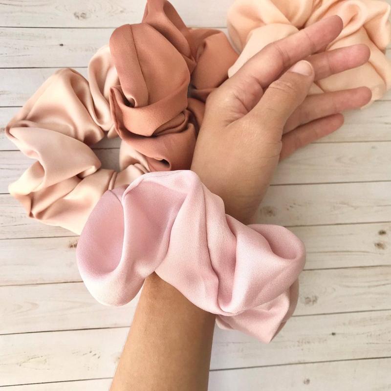 6 Pieces Satin Silk Scrunchies for hair, Big Hair Scrunchies Satin Hair Ties Ponytail Holder No Hurt Your Hair