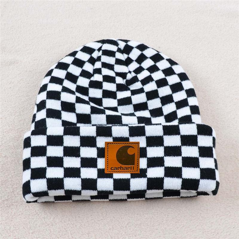 “Checkered Knit Beanie – Bold, Stylish, and Perfect for Cozy Winter Days ️”