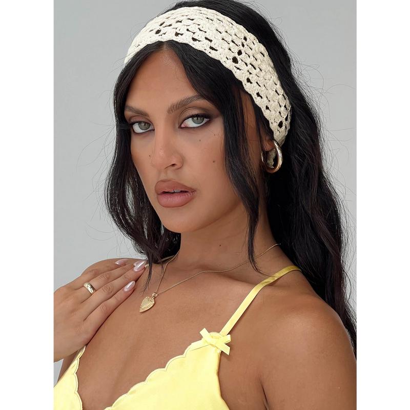 Sarea Crochet Headband White