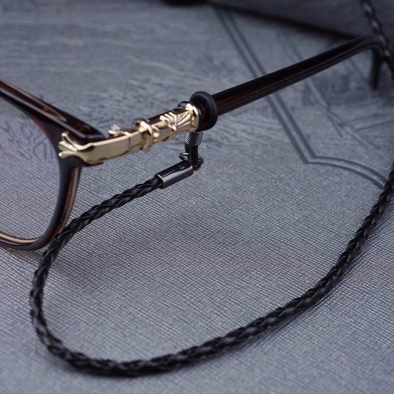 Glasses Strap - Securely Keep Your Eyeglasses Around Your  - Practical Sunglasses Holder Chain for Men Women