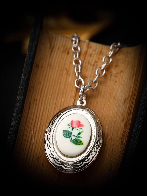 Vintage Flower Pattern Pendant Necklace That Can Be Opened, Flower Decor Necklace for Women & Men, Fashion Jewelry for Party, Daily Clothing Decor