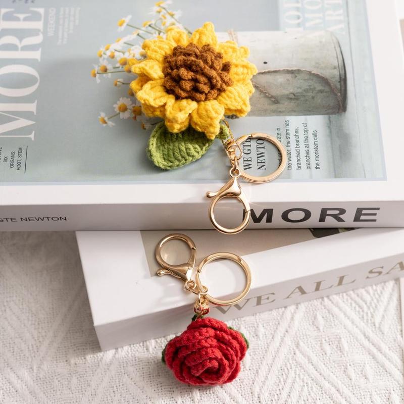 Crochet Sunflower & Rose Keychain, 1 Count 2 Counts Cute Creative Handmade Crochet Decoration, Beautiful Home Party Decoration