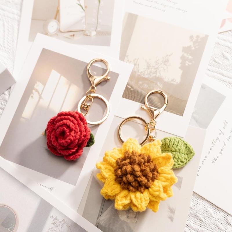 Crochet Sunflower & Rose Keychain, 1 Count 2 Counts Cute Creative Handmade Crochet Decoration, Beautiful Home Party Decoration