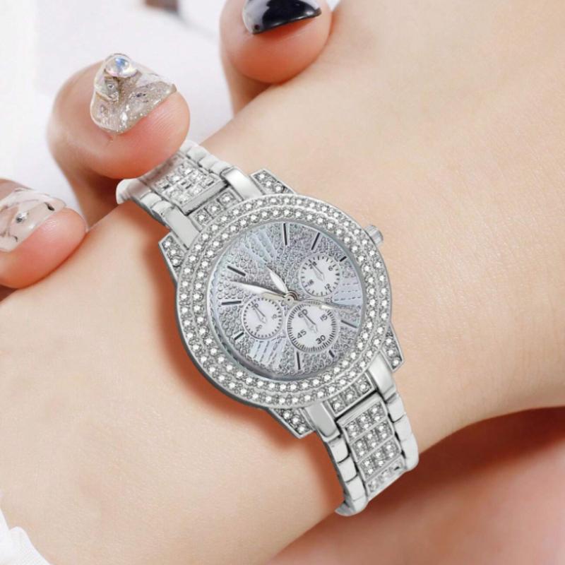 Set of 2 s925 women's watches with letter pattern dial and heart shaped bracelet, suitable for daily wear and as a gift