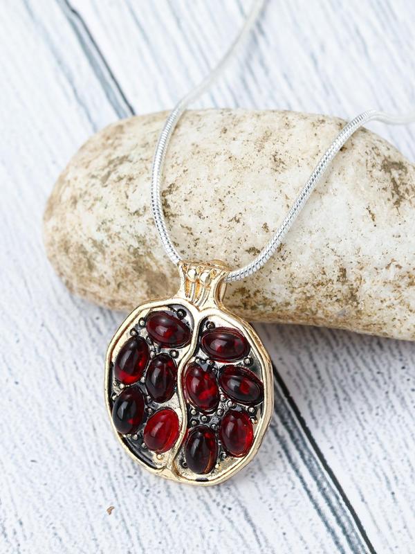 Vintage Half Pomegranate Design Pendant Necklace, Ethnic Style Alloy Jewelry for Women, Elegant All-match Fashion Accessories for Daily Wear