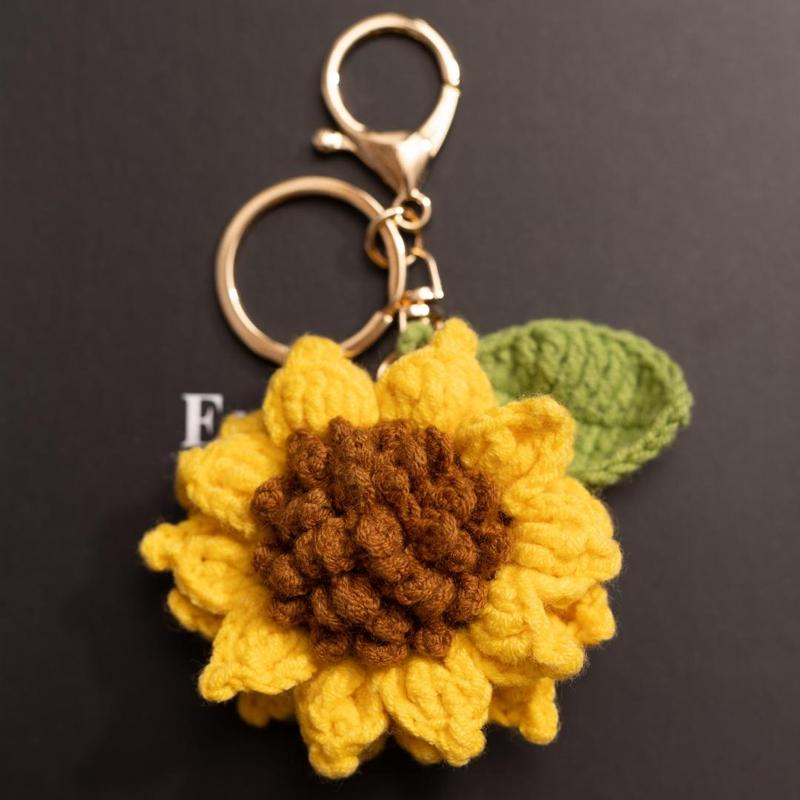 Crochet Sunflower & Rose Keychain, 1 Count 2 Counts Cute Creative Handmade Crochet Decoration, Beautiful Home Party Decoration