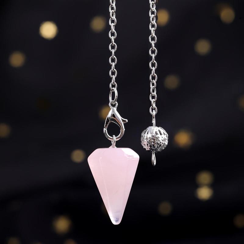 Clear Quartz Pendulum, 1 Count Natural Stone Pendant & Witchcraft Accessories, Decorative Ornament for Living Room Bedroom Home Office Dormitory Car