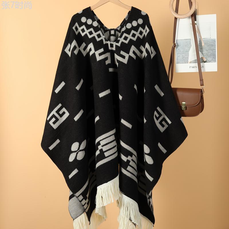 MARRYHAPPY Men's Vintage-Style Warm Poncho - Geometric Pattern, Tassel Detail, Cozy Acrylic Blend Shawl for Outdoor Adventures