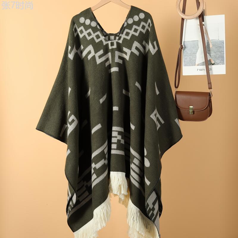 MARRYHAPPY Men's Vintage-Style Warm Poncho - Geometric Pattern, Tassel Detail, Cozy Acrylic Blend Shawl for Outdoor Adventures