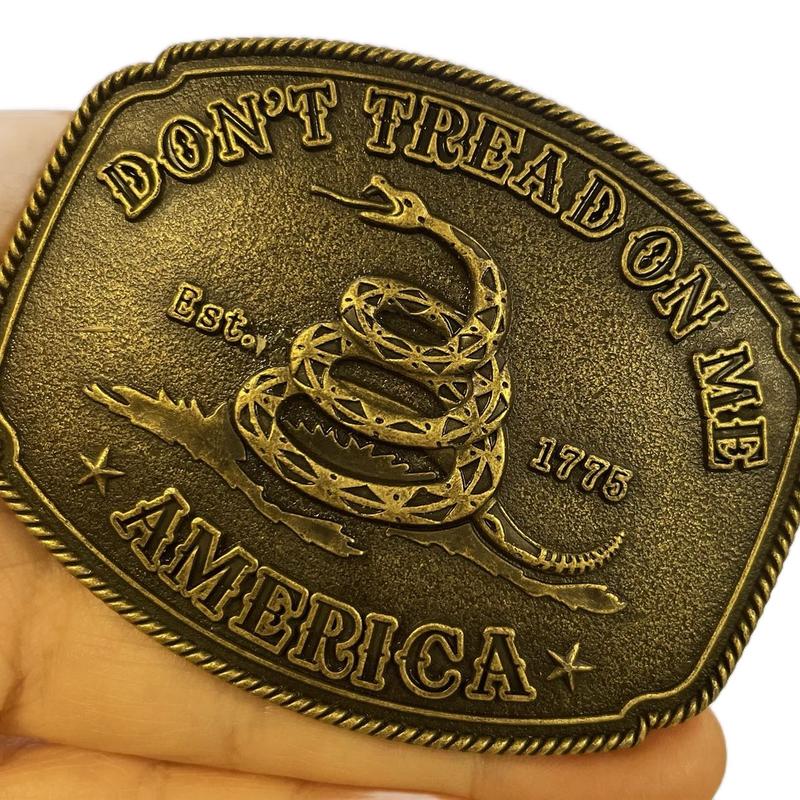 Belt buckle don’t tread on me