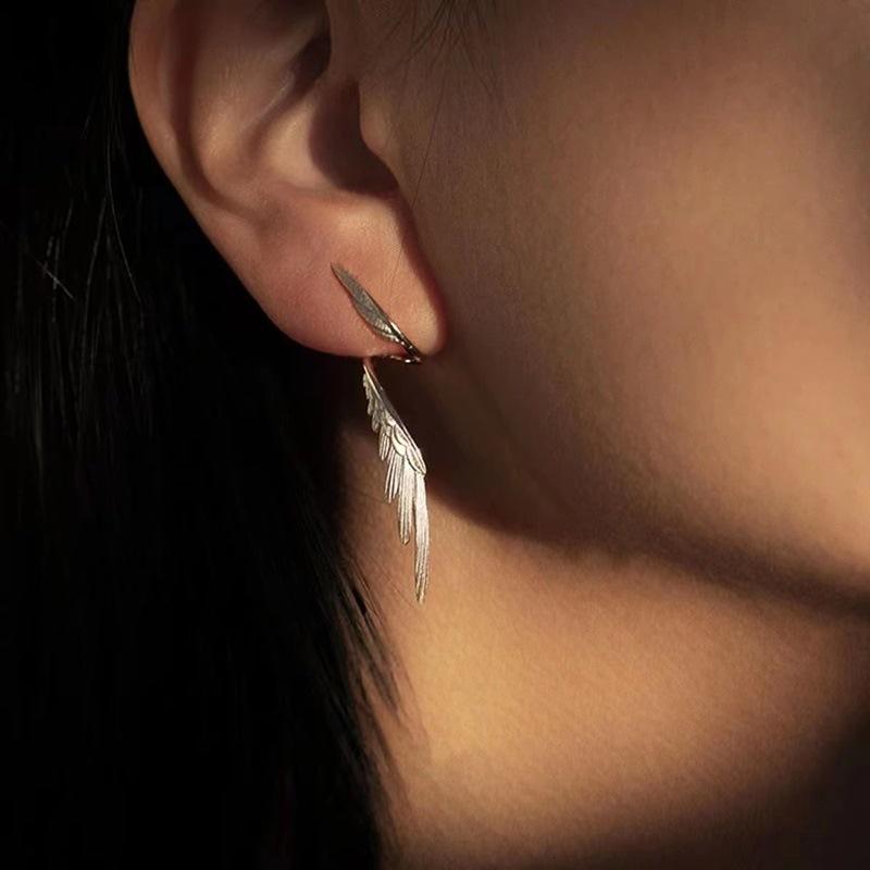 Needle rotating wing earrings with a cool and elegant style, personalized and high-end earrings