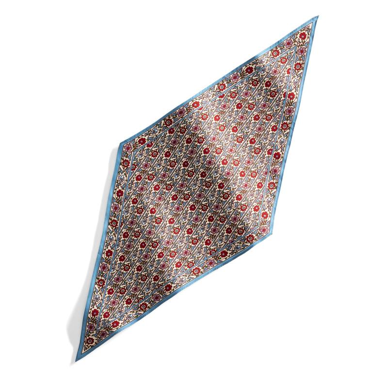 Vera Bradley Women's Diamond Silk Scarf